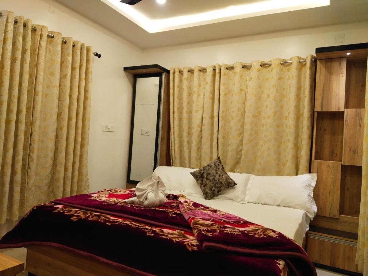 Charulata Residency Hotel Bolpur Kültér fotó