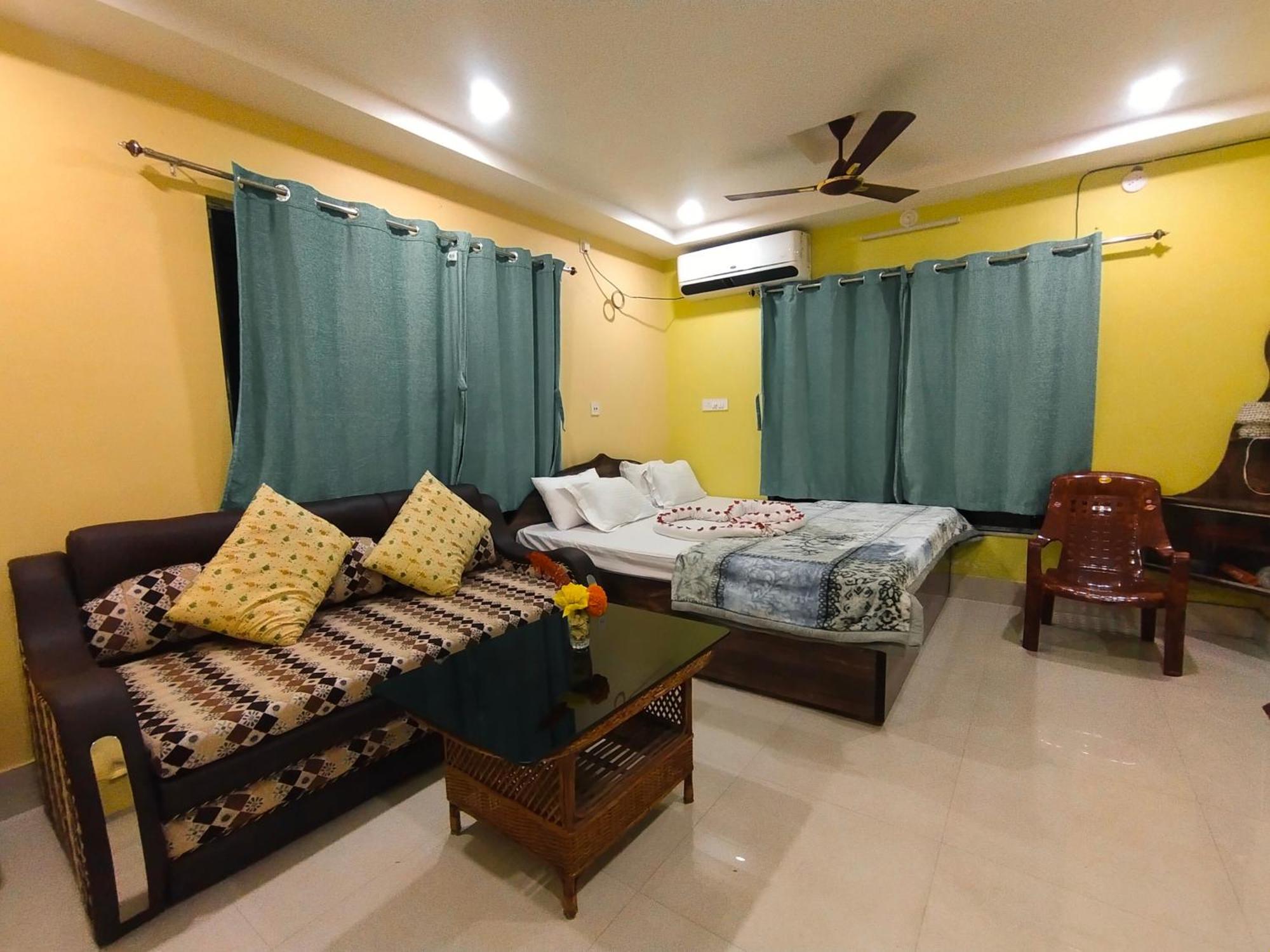 Charulata Residency Hotel Bolpur Kültér fotó